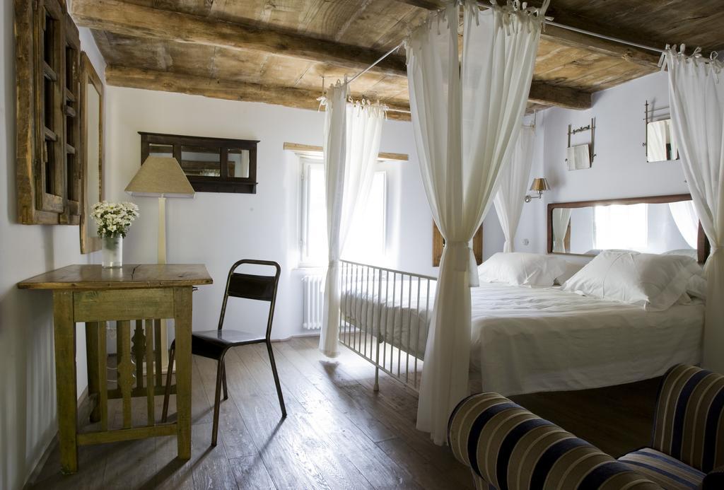 Sasso Al Melo - Apartments Cutigliano Værelse billede